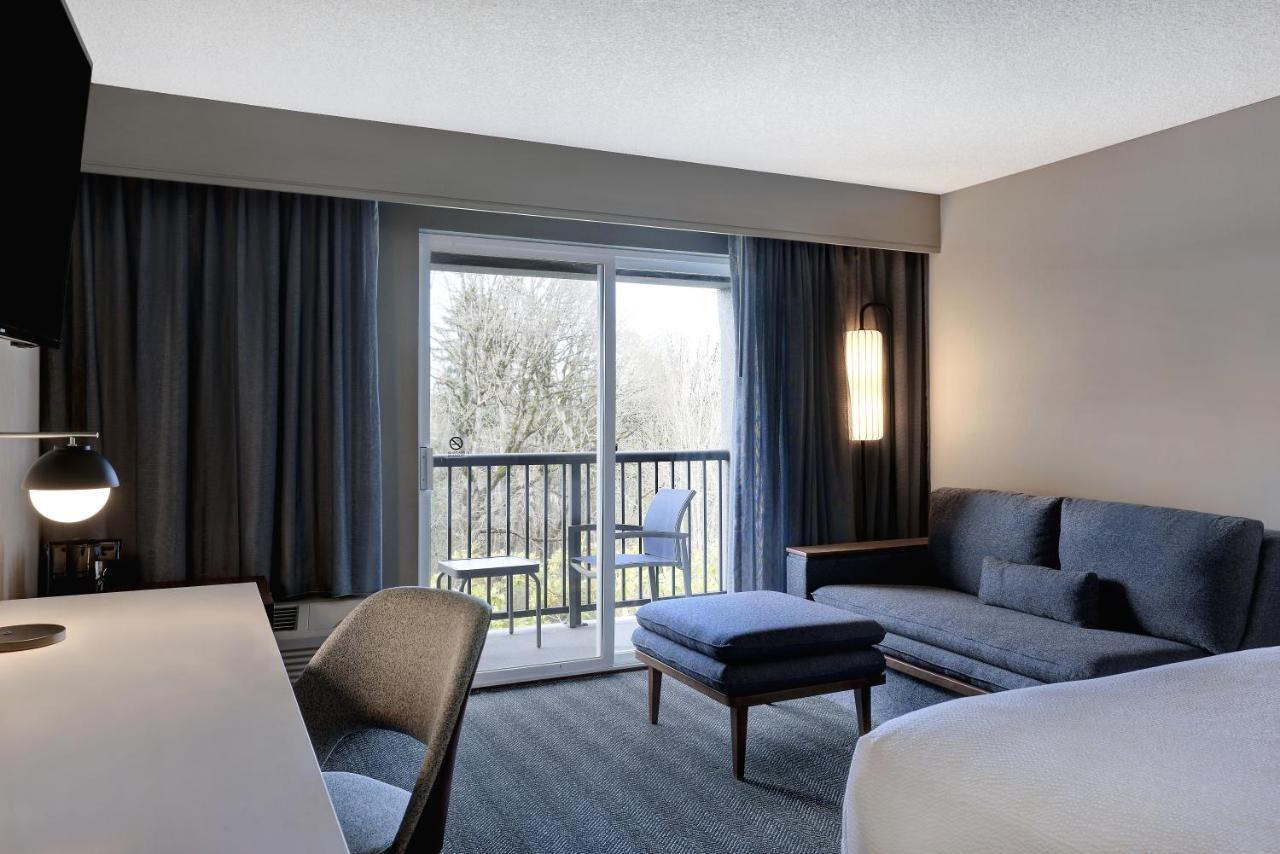 Courtyard By Marriott Portland Southeast/Clackamas Bagian luar foto