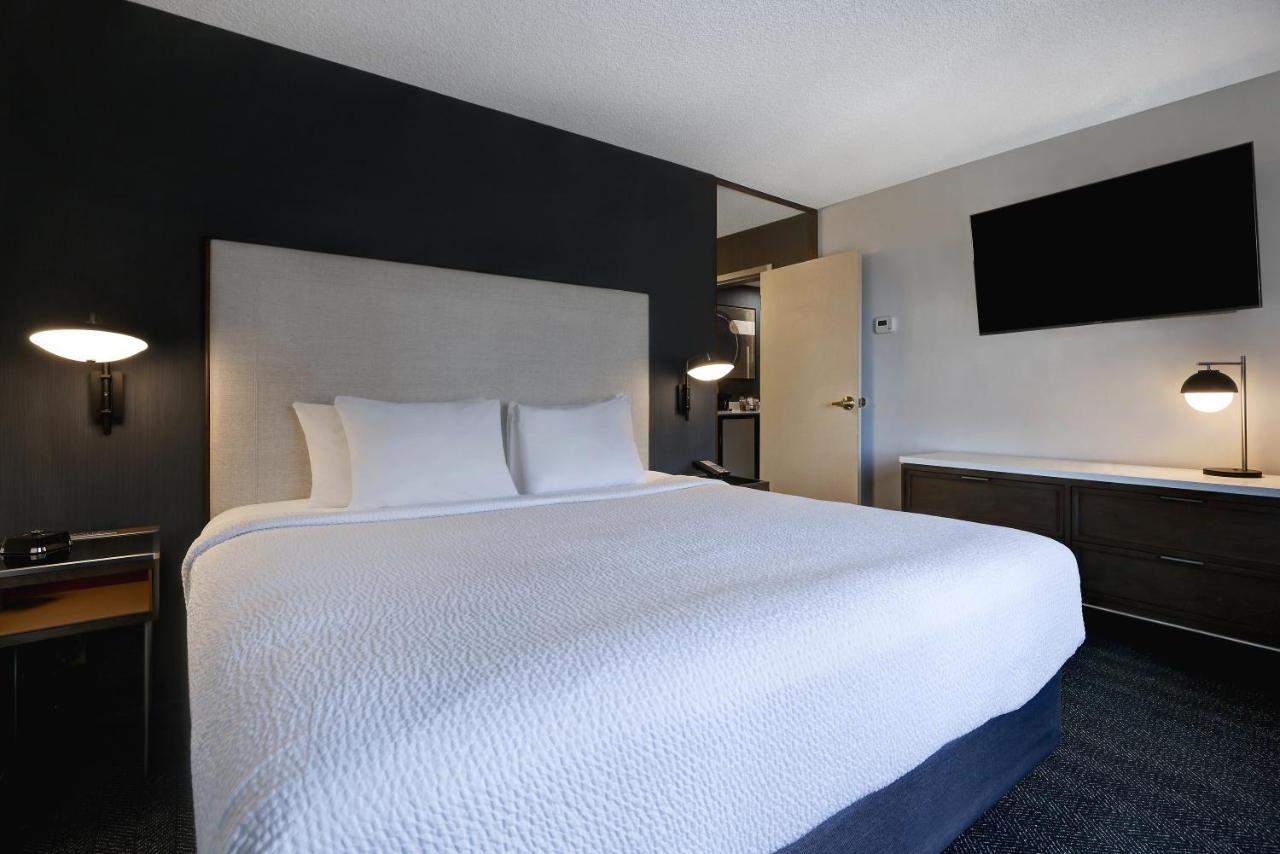 Courtyard By Marriott Portland Southeast/Clackamas Bagian luar foto