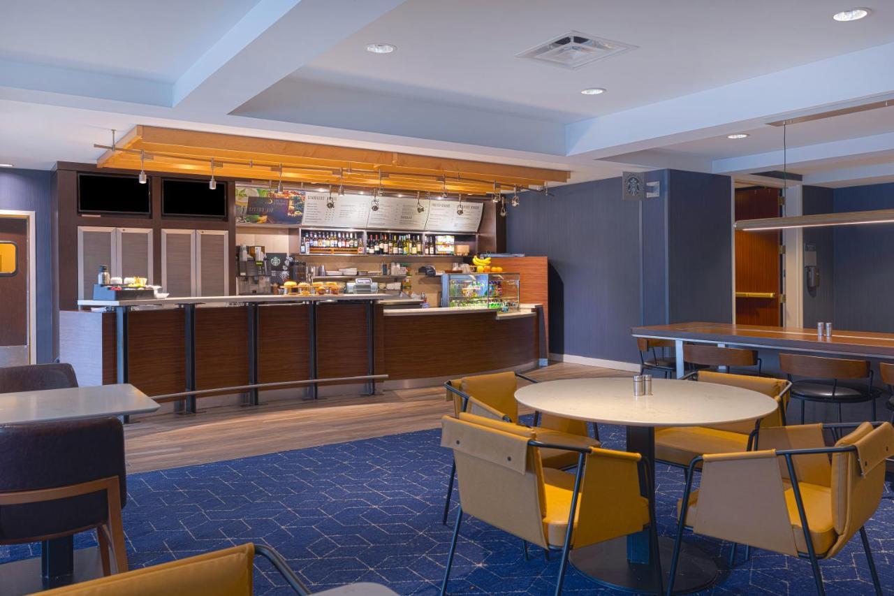 Courtyard By Marriott Portland Southeast/Clackamas Bagian luar foto