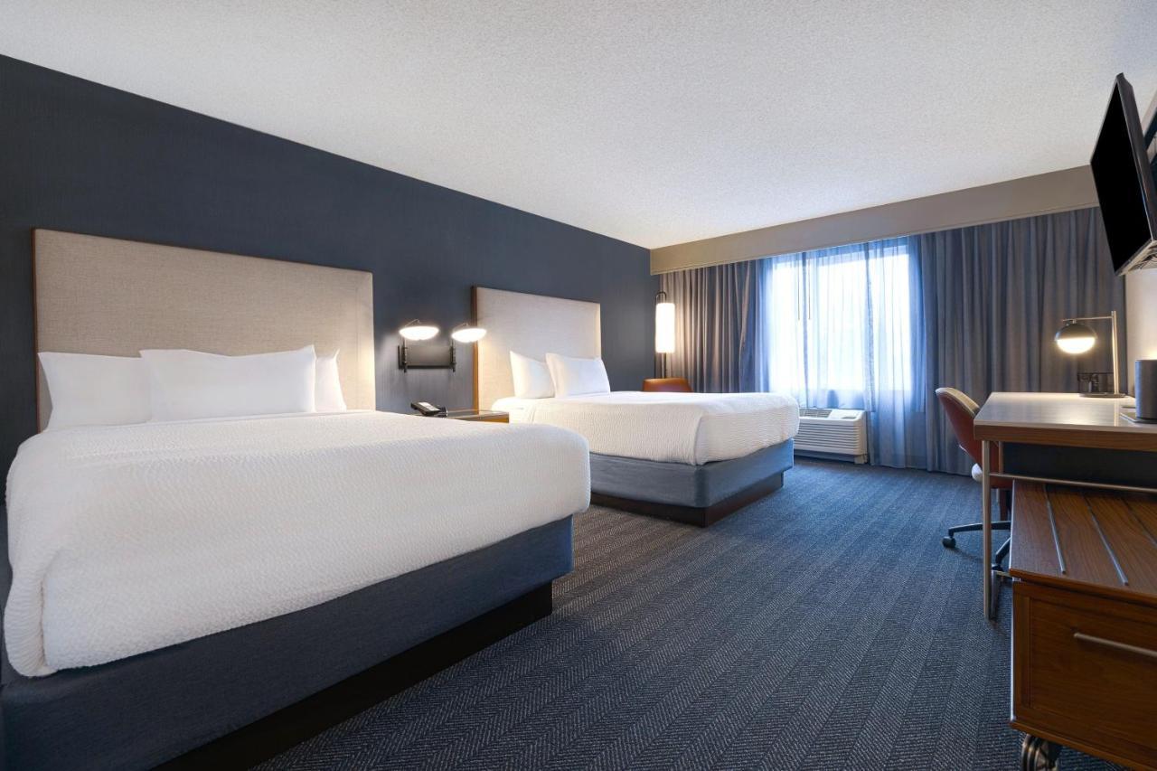 Courtyard By Marriott Portland Southeast/Clackamas Bagian luar foto