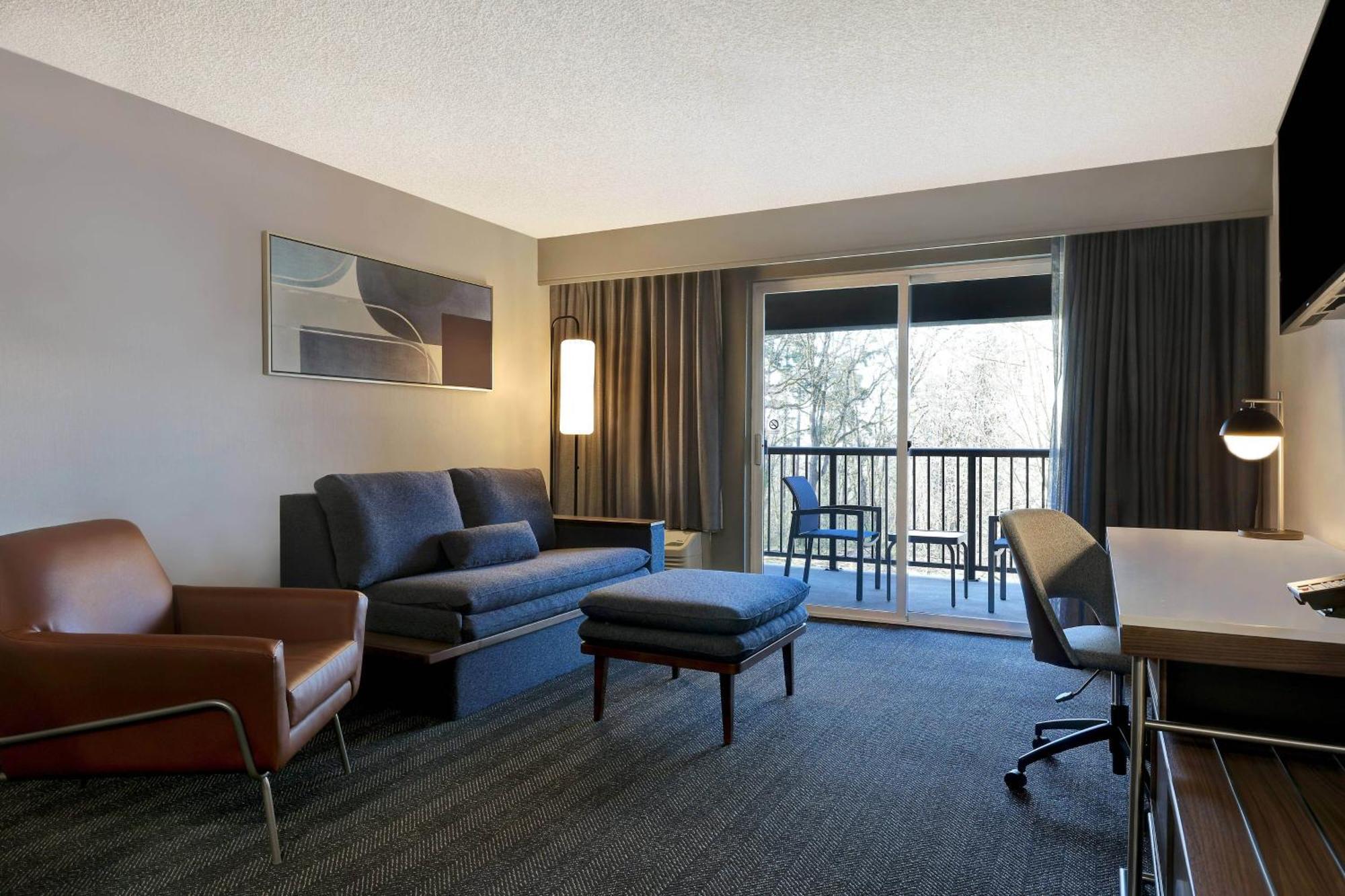 Courtyard By Marriott Portland Southeast/Clackamas Bagian luar foto