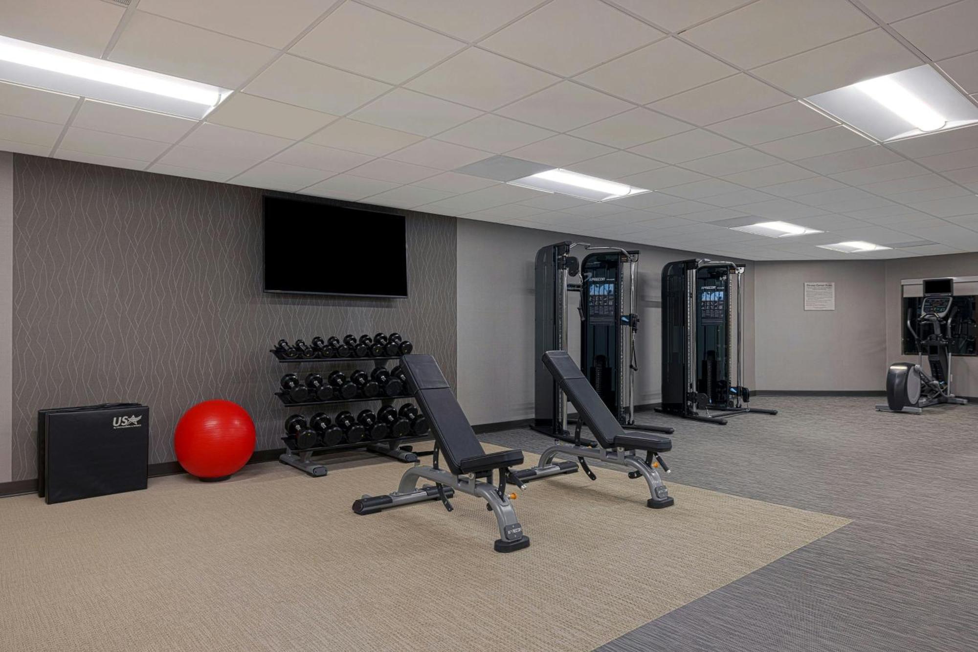 Courtyard By Marriott Portland Southeast/Clackamas Bagian luar foto