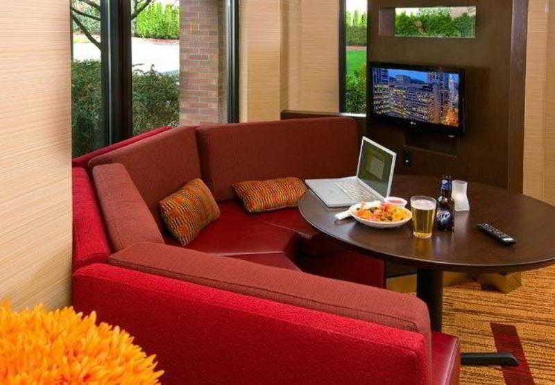 Courtyard By Marriott Portland Southeast/Clackamas Bagian luar foto